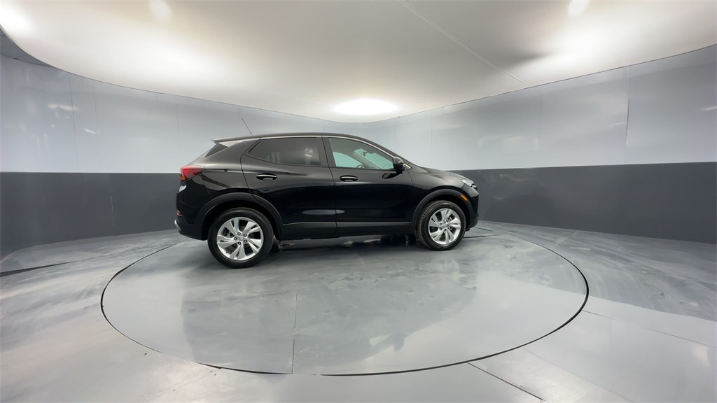 Vehicle image 3 of 25