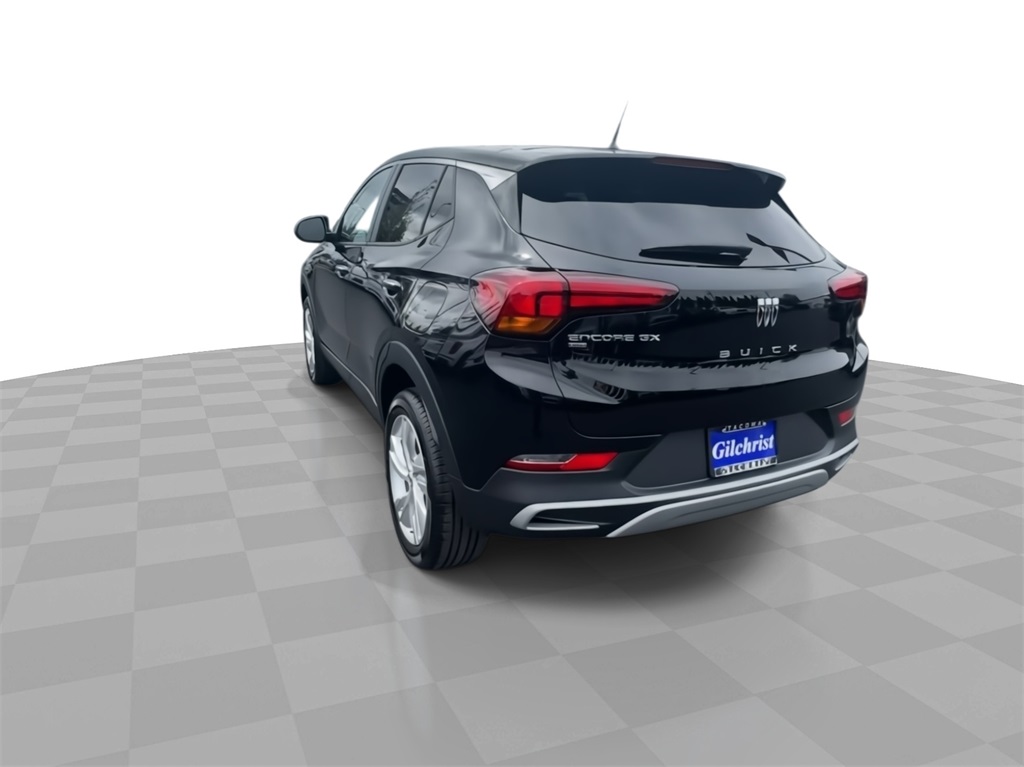 Vehicle image 11 of 28