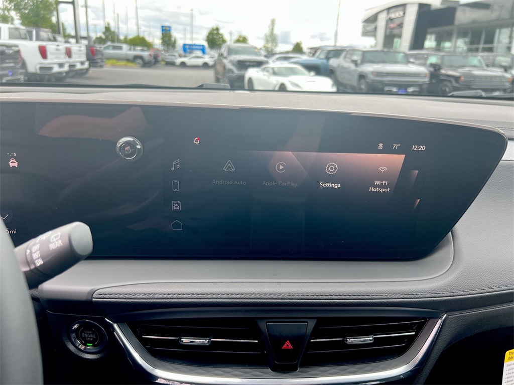Vehicle image 15 of 28