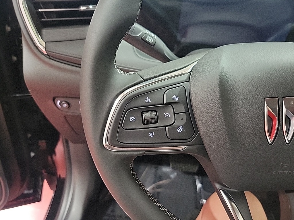Vehicle image 20 of 27