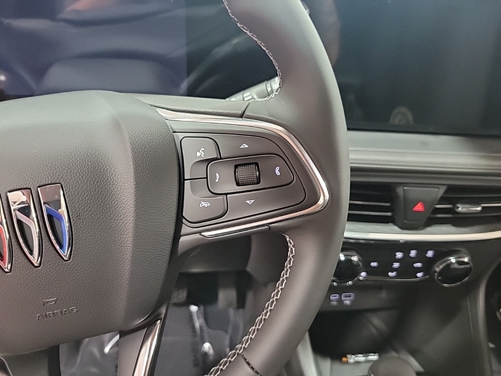 Vehicle image 21 of 27