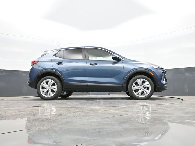 Vehicle image 13 of 44
