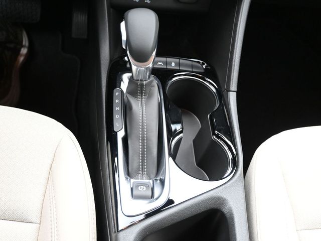 Vehicle image 41 of 44