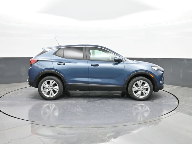 Vehicle image 12 of 44