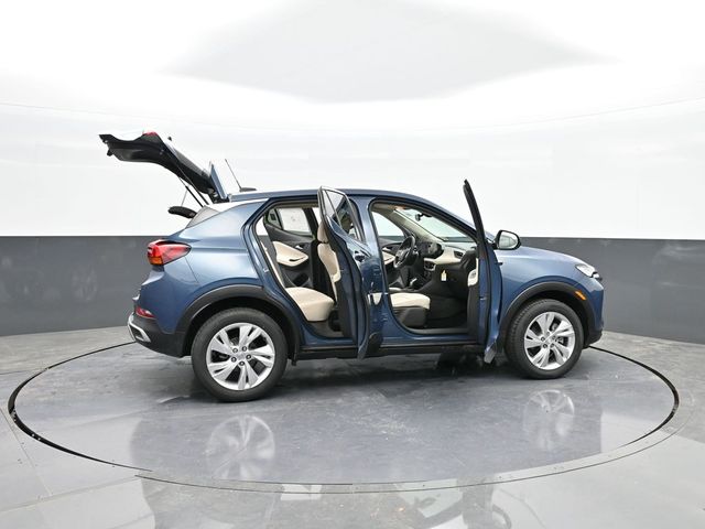 Vehicle image 19 of 44