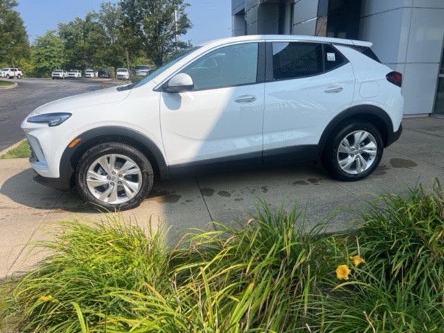 Vehicle image 1 of 21