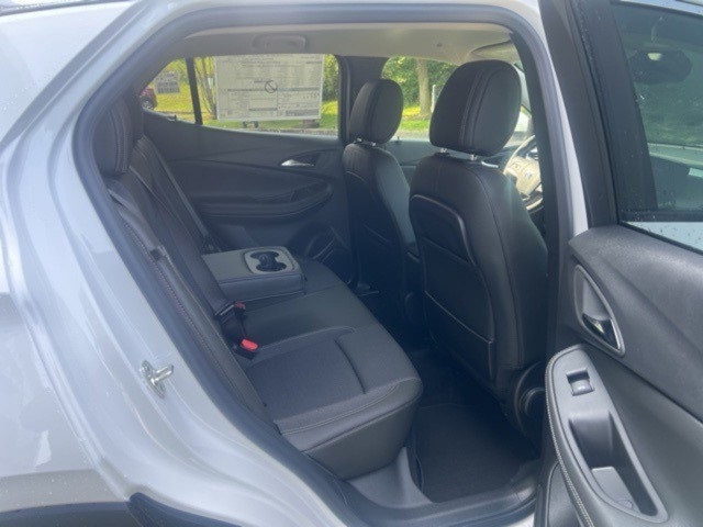 Vehicle image 15 of 21