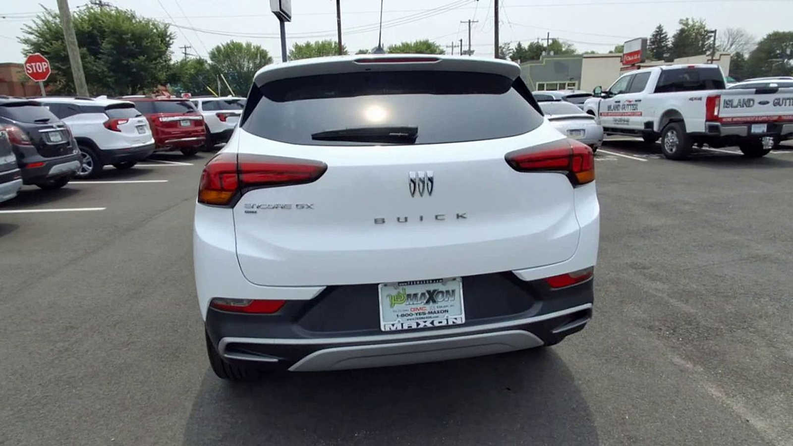 Vehicle image 7 of 8