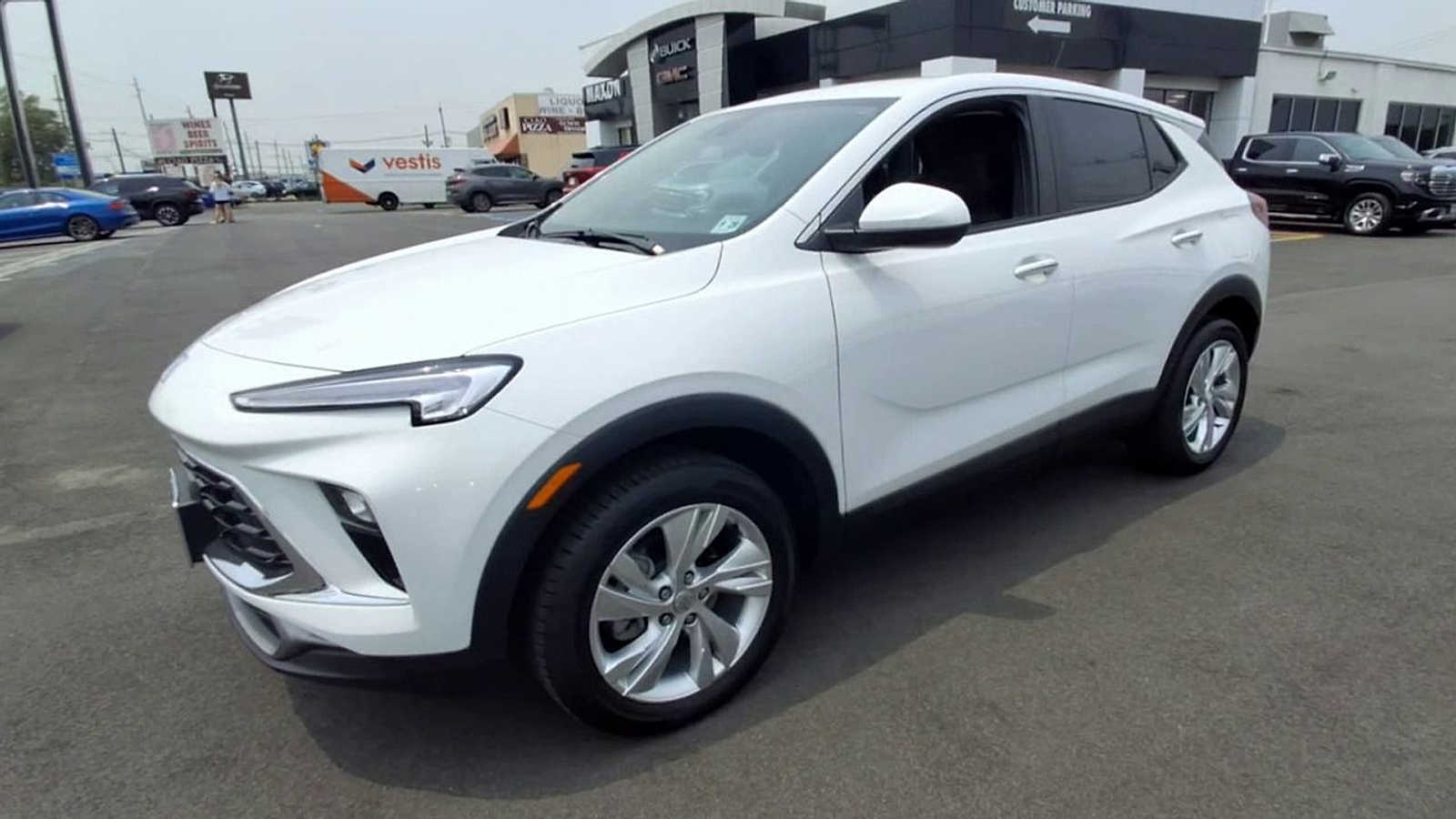 Vehicle image 1 of 8