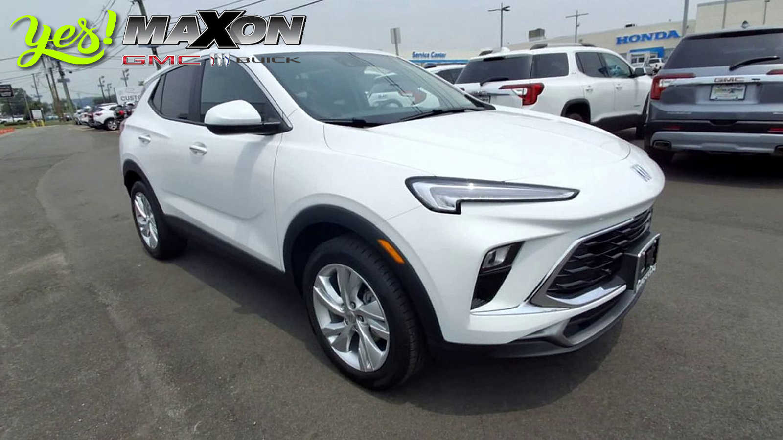 Vehicle image 4 of 8