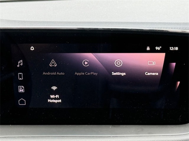 Vehicle image 24 of 37