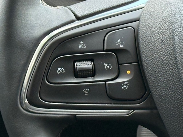 Vehicle image 28 of 37