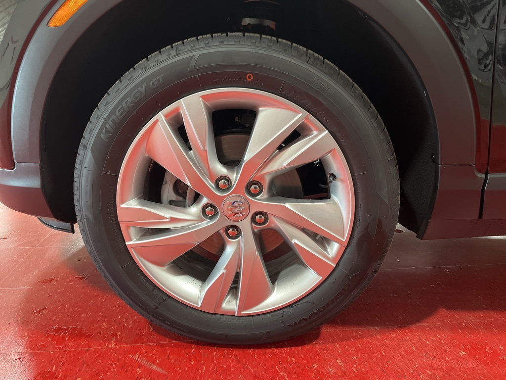 Vehicle image 9 of 31