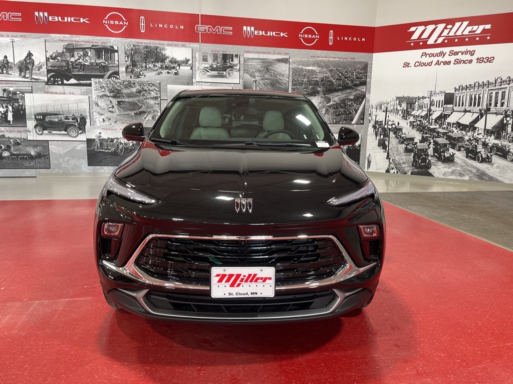 Vehicle image 4 of 31