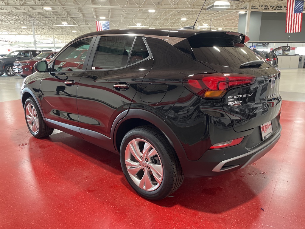 Vehicle image 8 of 31