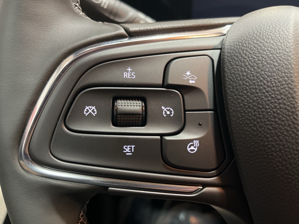 Vehicle image 20 of 31
