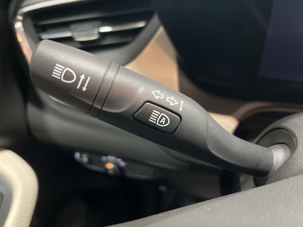 Vehicle image 22 of 31