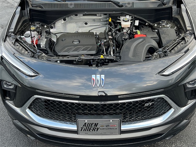 Vehicle image 10 of 35