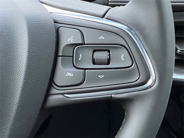 Vehicle image 31 of 35