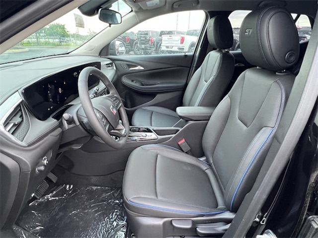 Vehicle image 16 of 35