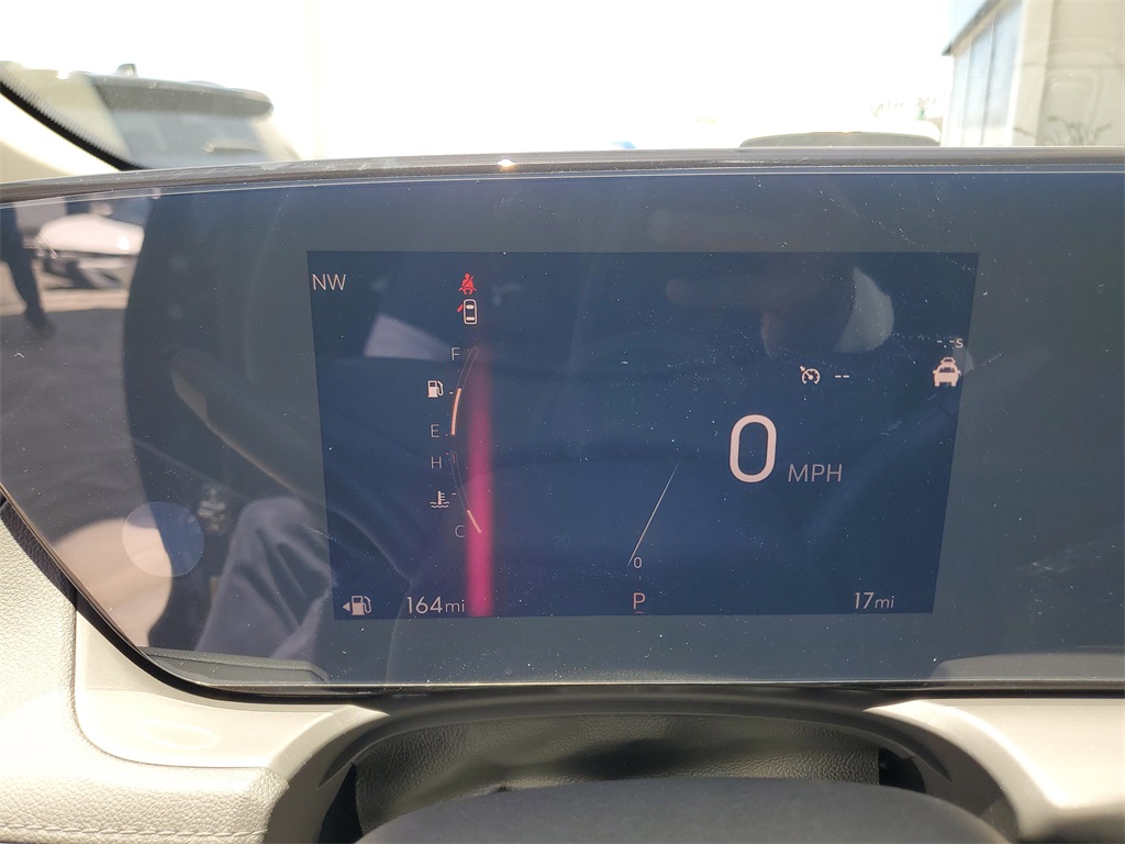 Vehicle image 13 of 16