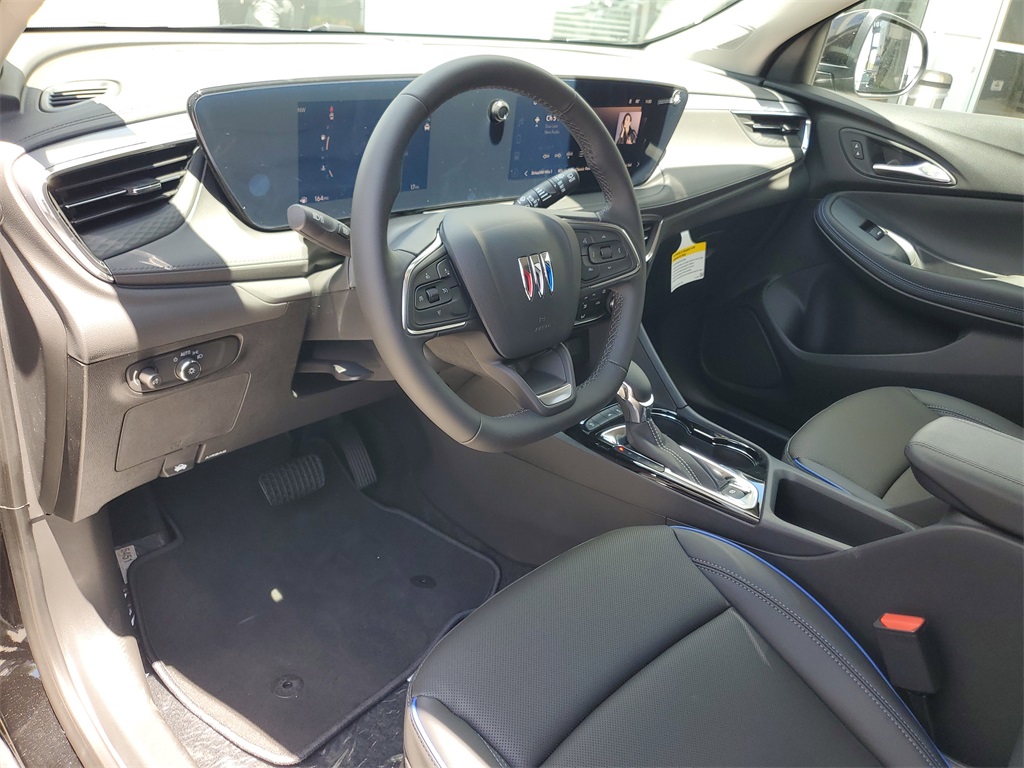 Vehicle image 10 of 16
