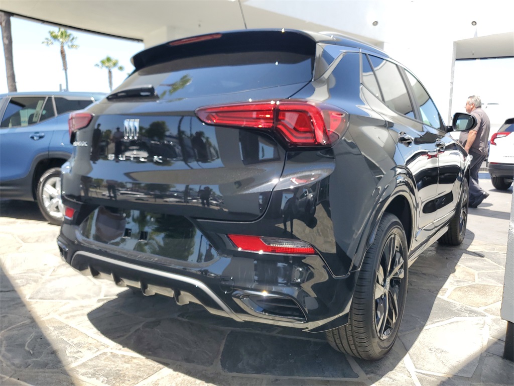 Vehicle image 4 of 16