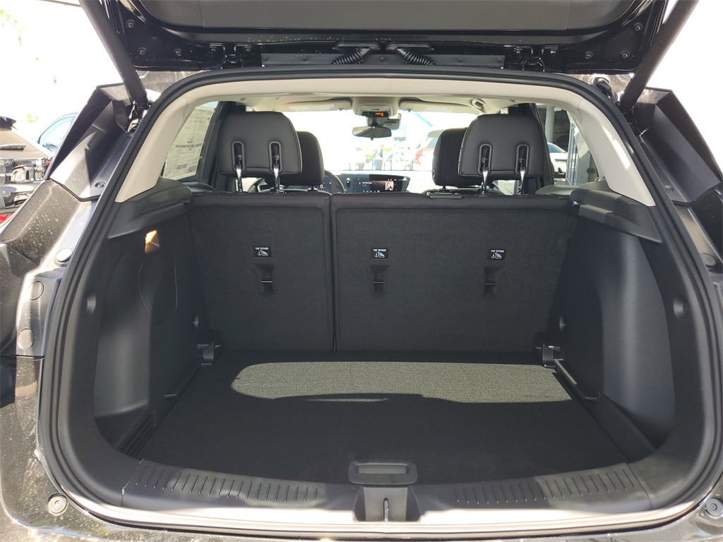 Vehicle image 6 of 16