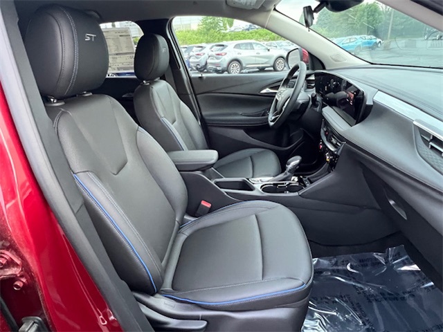 Vehicle image 15 of 35