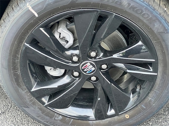 Vehicle image 11 of 35