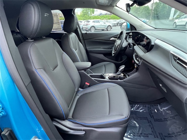 Vehicle image 15 of 35