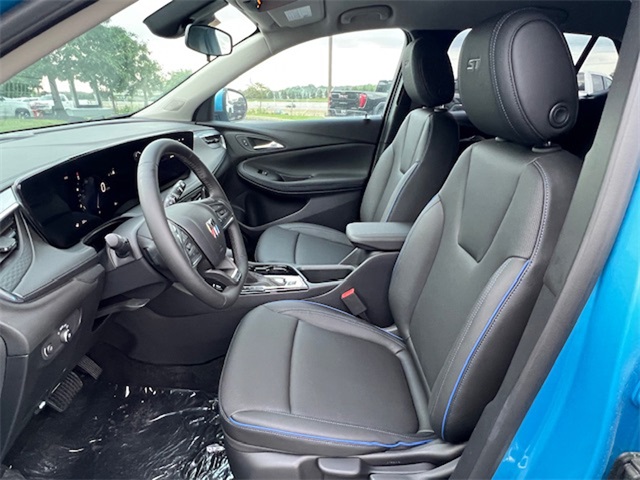Vehicle image 16 of 35
