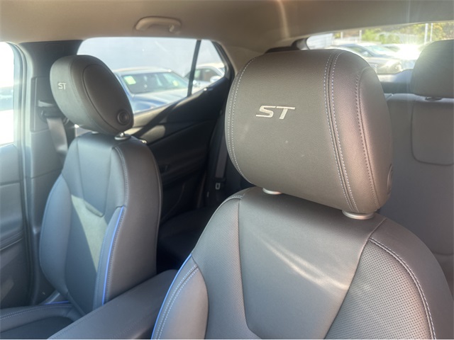Vehicle image 7 of 35