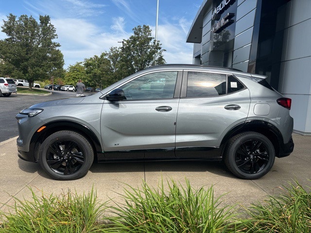 Vehicle image 7 of 23