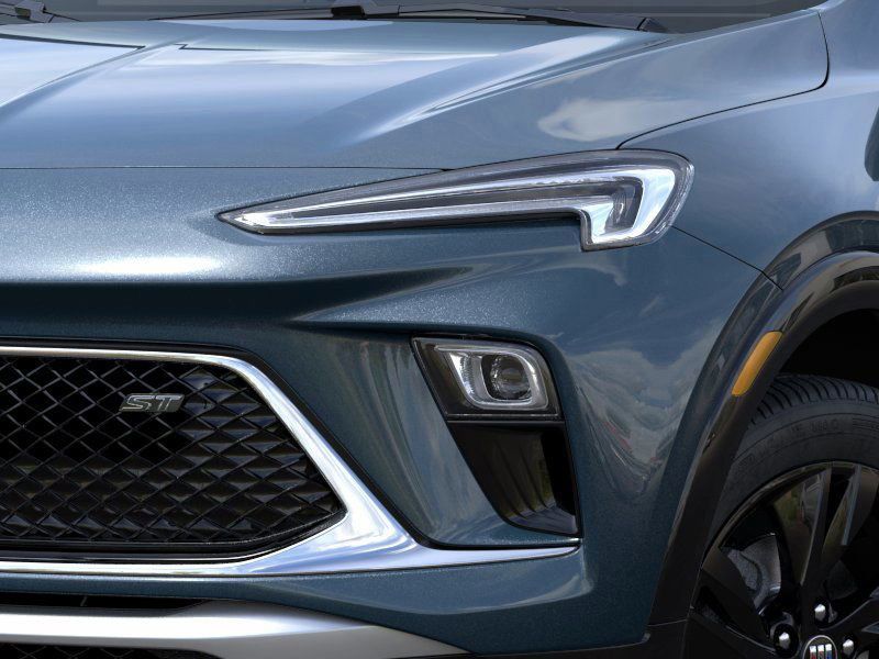 Vehicle image 17 of 25