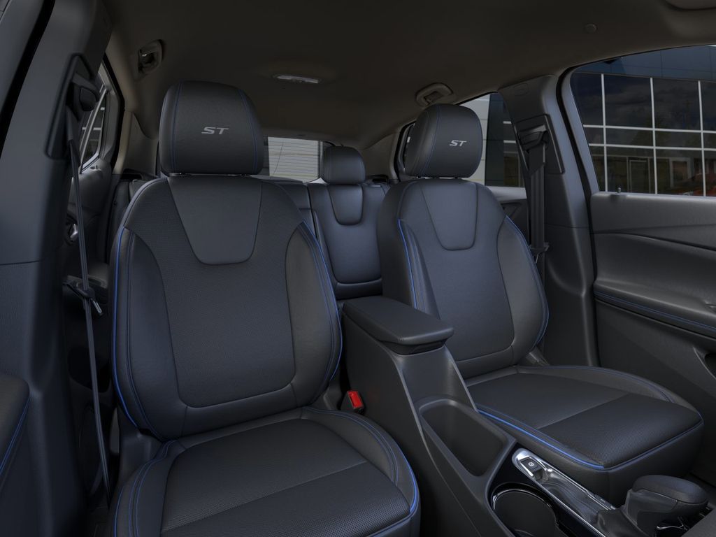 Vehicle image 11 of 25
