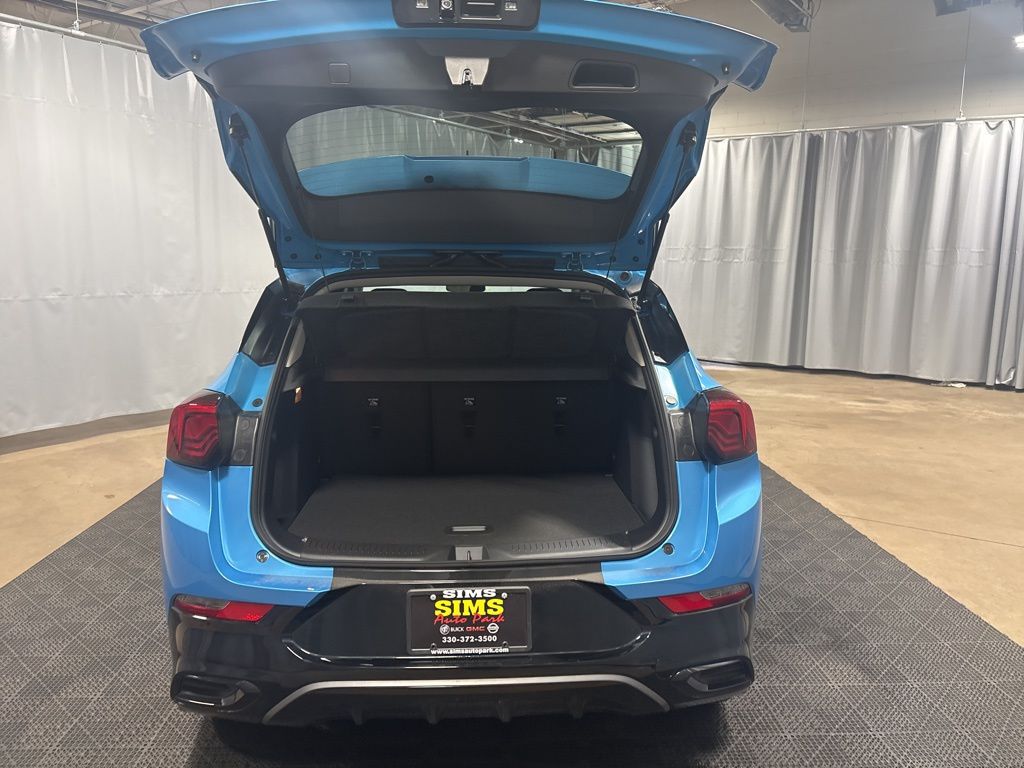Vehicle image 34 of 46