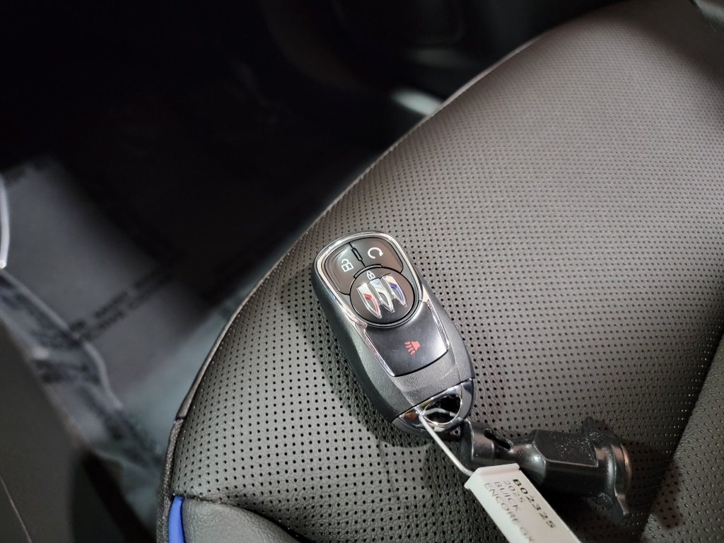 Vehicle image 19 of 26