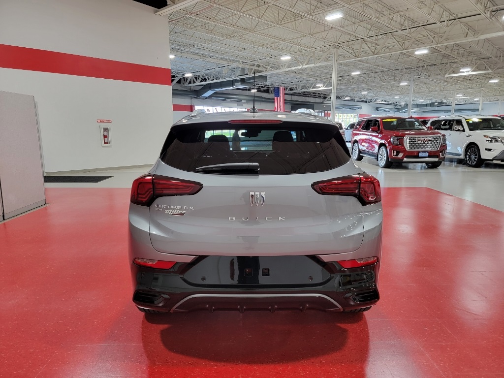 Vehicle image 4 of 26