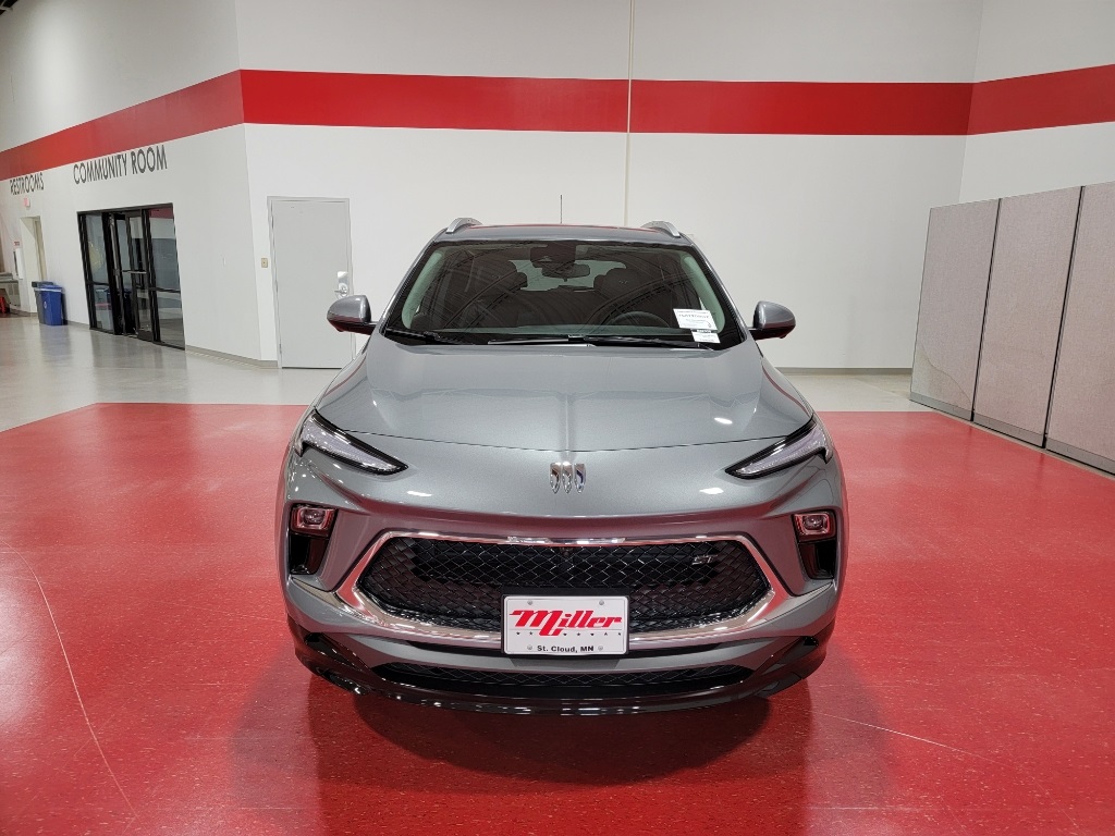 Vehicle image 3 of 26