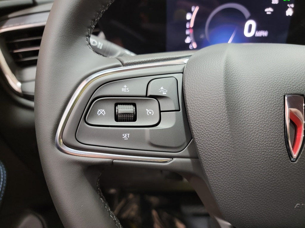 Vehicle image 25 of 26
