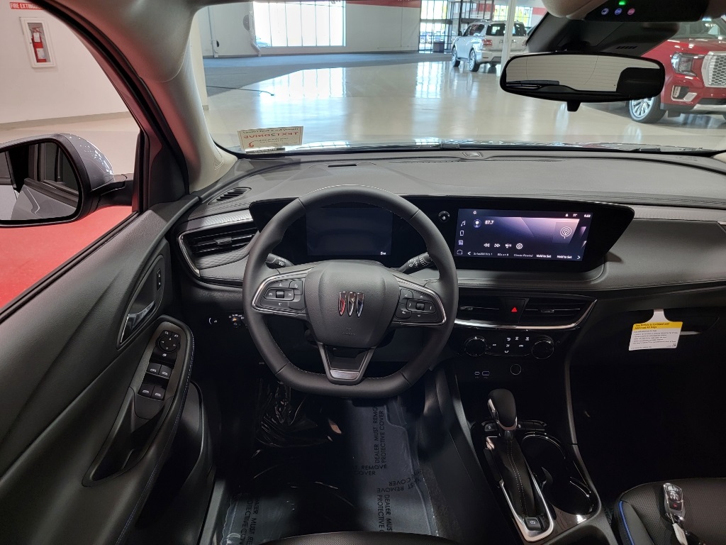 Vehicle image 15 of 26