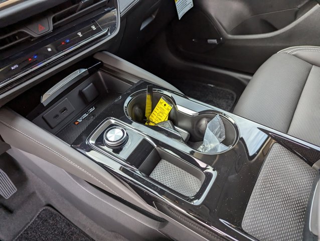 Vehicle image 16 of 16