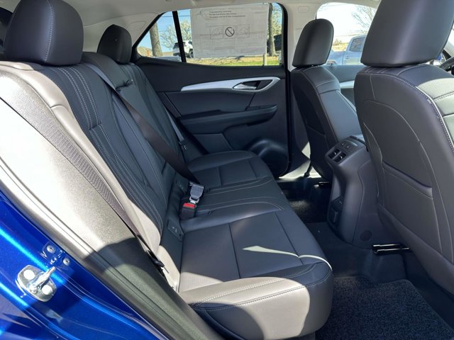 Vehicle image 16 of 24