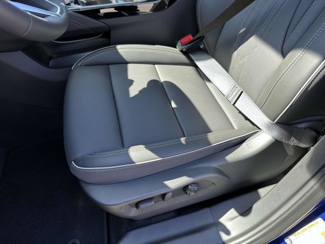 Vehicle image 20 of 24