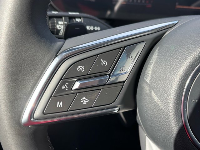 Vehicle image 14 of 20