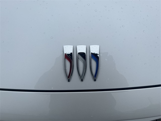 Vehicle image 46 of 47