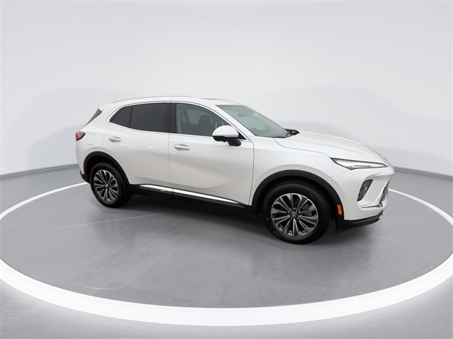Vehicle image 10 of 47