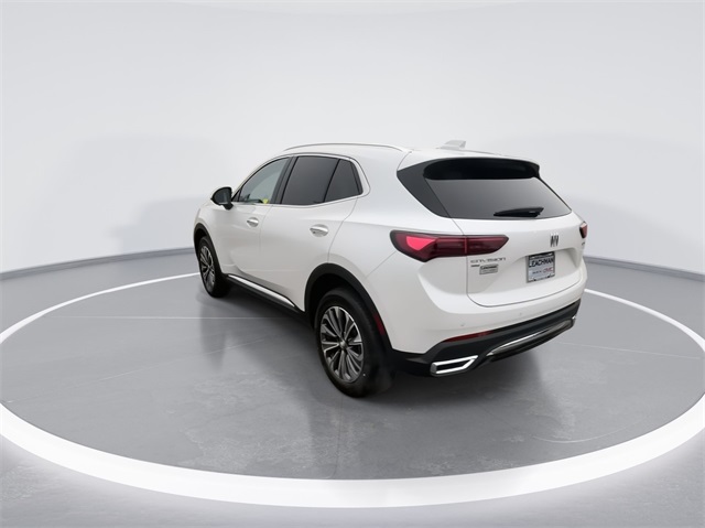 Vehicle image 23 of 47