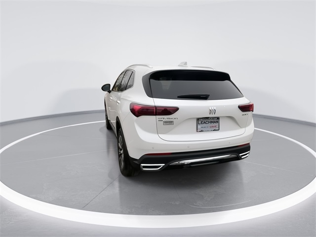Vehicle image 21 of 47
